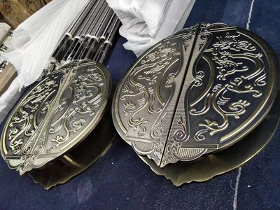 融合匠心与美学 高等铜艺镂空雕刻半圆形大门拉手的研发与设计